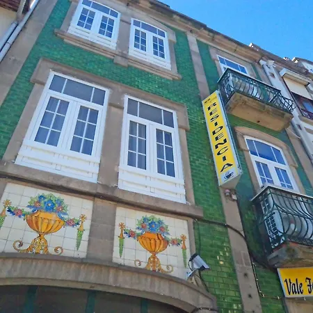 Residencia Vale Formoso بيت ضيافة