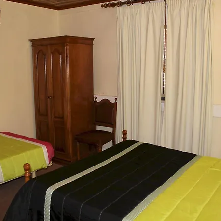 بيت ضيافة Residencia Vale Formoso 2*